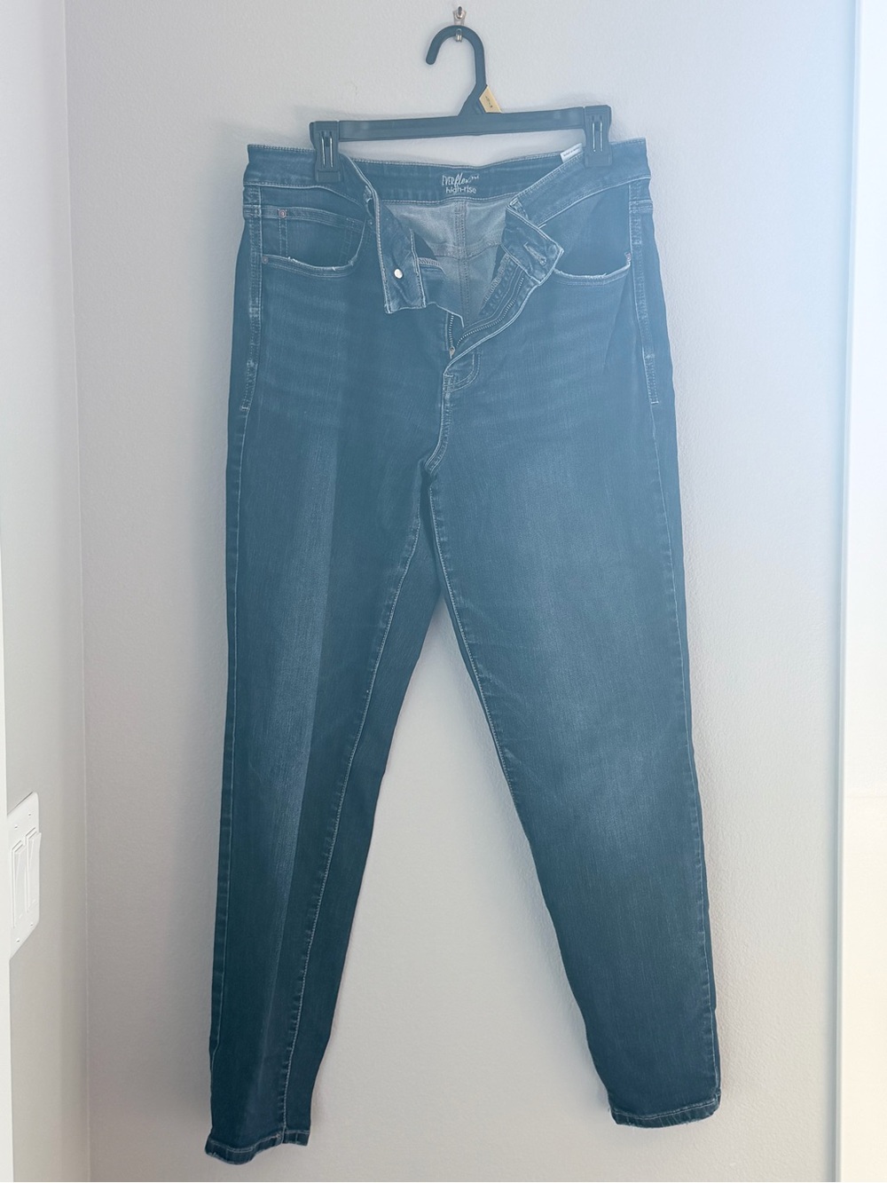 Maurices Everflex Dark Wash Skinny Jeans